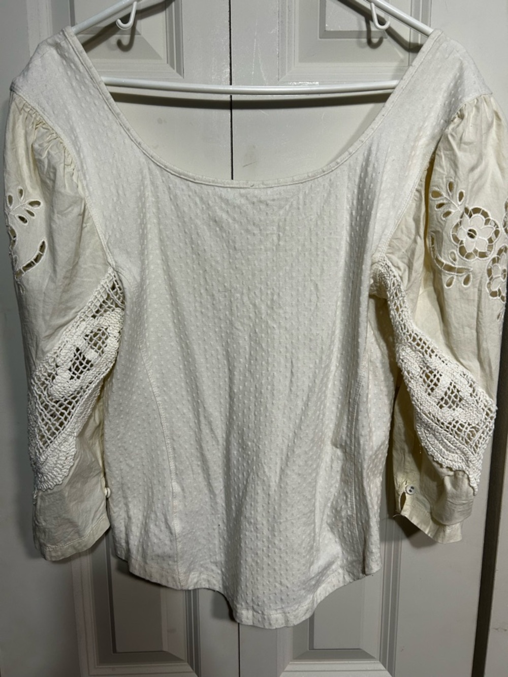 Free People Cream Crochet-Sleeve Top Flattering Scoop neck - Picture 7 of 7